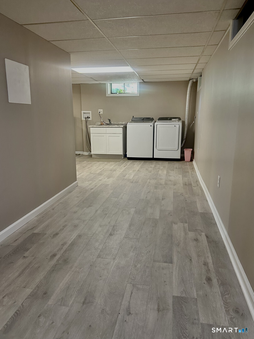 67 Phyllis Avenue Waterbury, CT 06708 - Photo 16 of 18