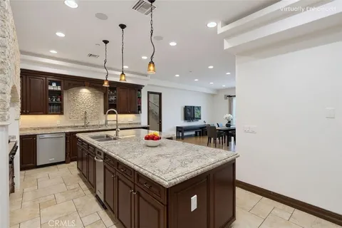 $1,899,000 | 4630 Esparto Street, Woodland Hills, CA 91364