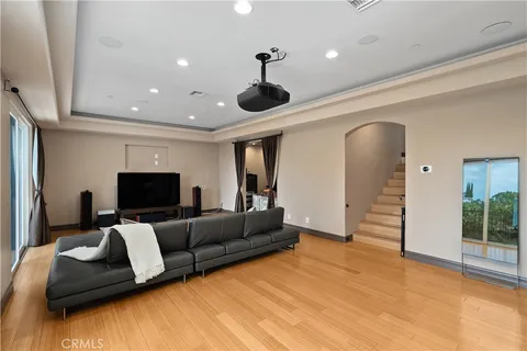 $1,899,000 | 4630 Esparto Street, Woodland Hills, CA 91364