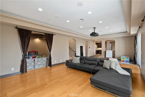 $1,899,000 | 4630 Esparto Street, Woodland Hills, CA 91364