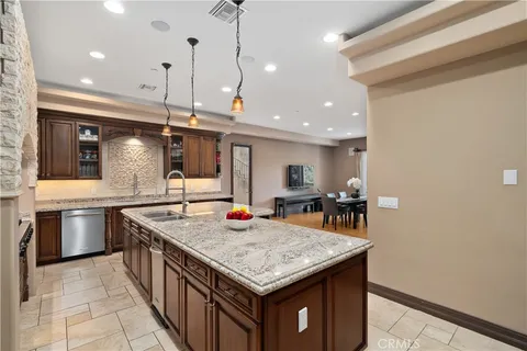 $1,899,000 | 4630 Esparto Street, Woodland Hills, CA 91364