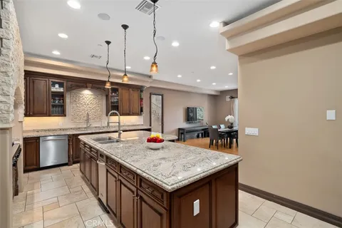 $1,899,000 | 4630 Esparto Street, Woodland Hills, CA 91364