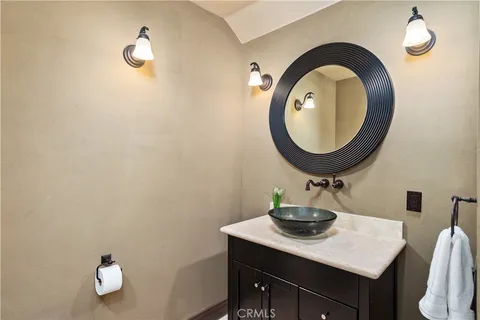 $1,899,000 | 4630 Esparto Street, Woodland Hills, CA 91364