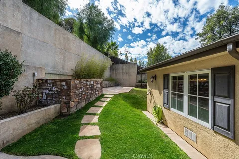 $1,899,000 | 4630 Esparto Street, Woodland Hills, CA 91364