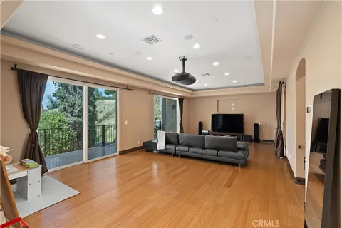 $1,899,000 | 4630 Esparto Street, Woodland Hills, CA 91364