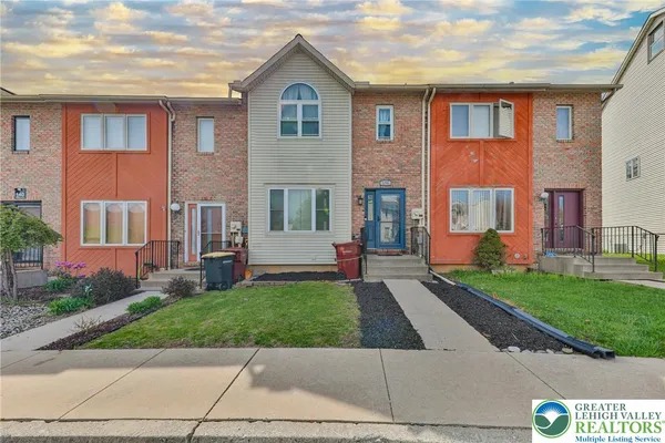 $349,900 | 136 Cornerstone Place, Whitehall, PA 18052