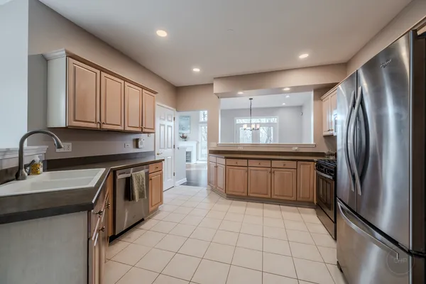 $487,900 | 510 Harlowe Lane, Naperville, IL 60565