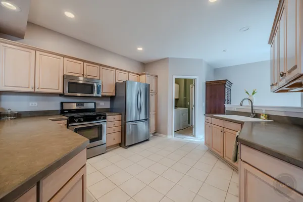 $487,900 | 510 Harlowe Lane, Naperville, IL 60565