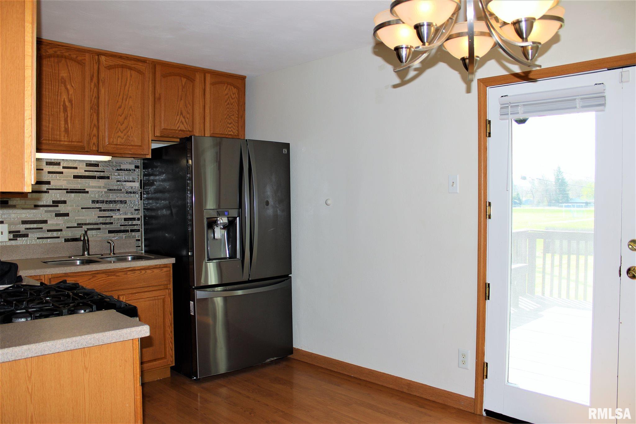2628 East Griffiths Avenue Springfield, IL 62702 - Photo 5 of 19 Gallery Image 5
