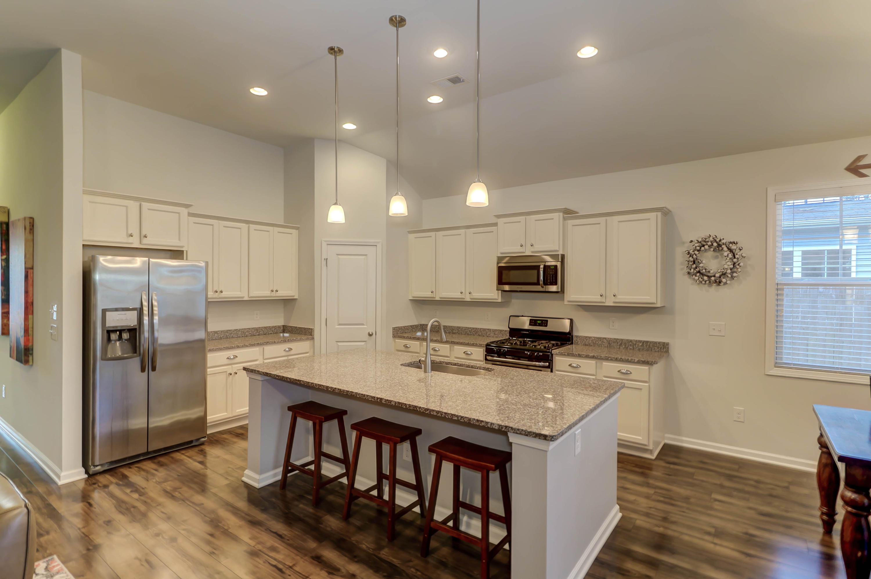 610 Kilarney Road Summerville, SC 29483 - Photo 15 of 43 610 Kilarney (26)