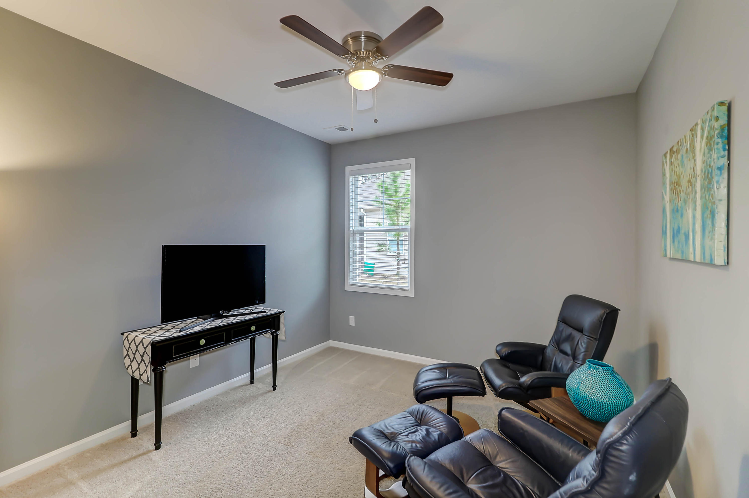 610 Kilarney Road Summerville, SC 29483 - Photo 31 of 43 Office/ bedroom 4