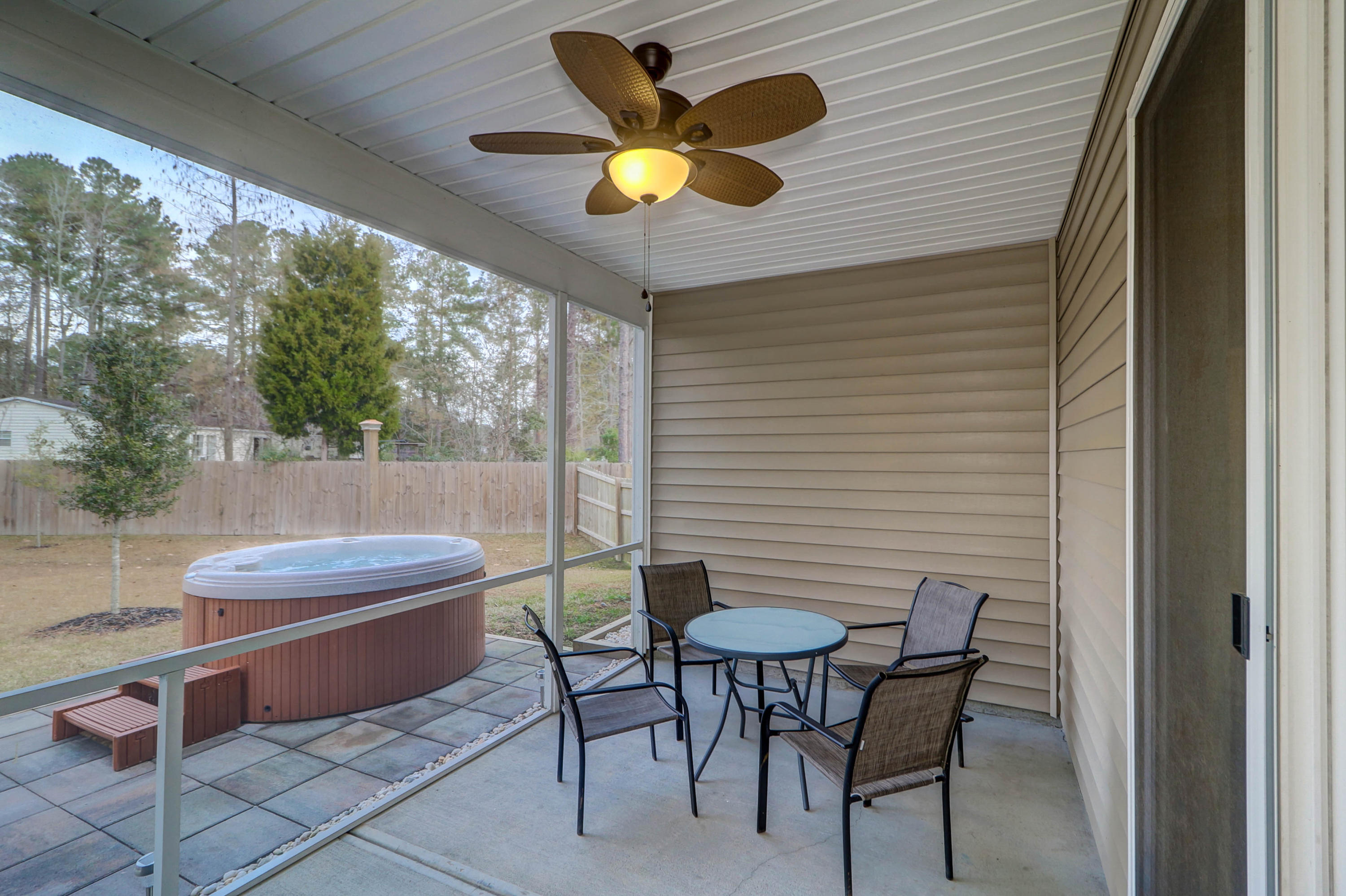 610 Kilarney Road Summerville, SC 29483 - Photo 34 of 43 610 Kilarney (37)