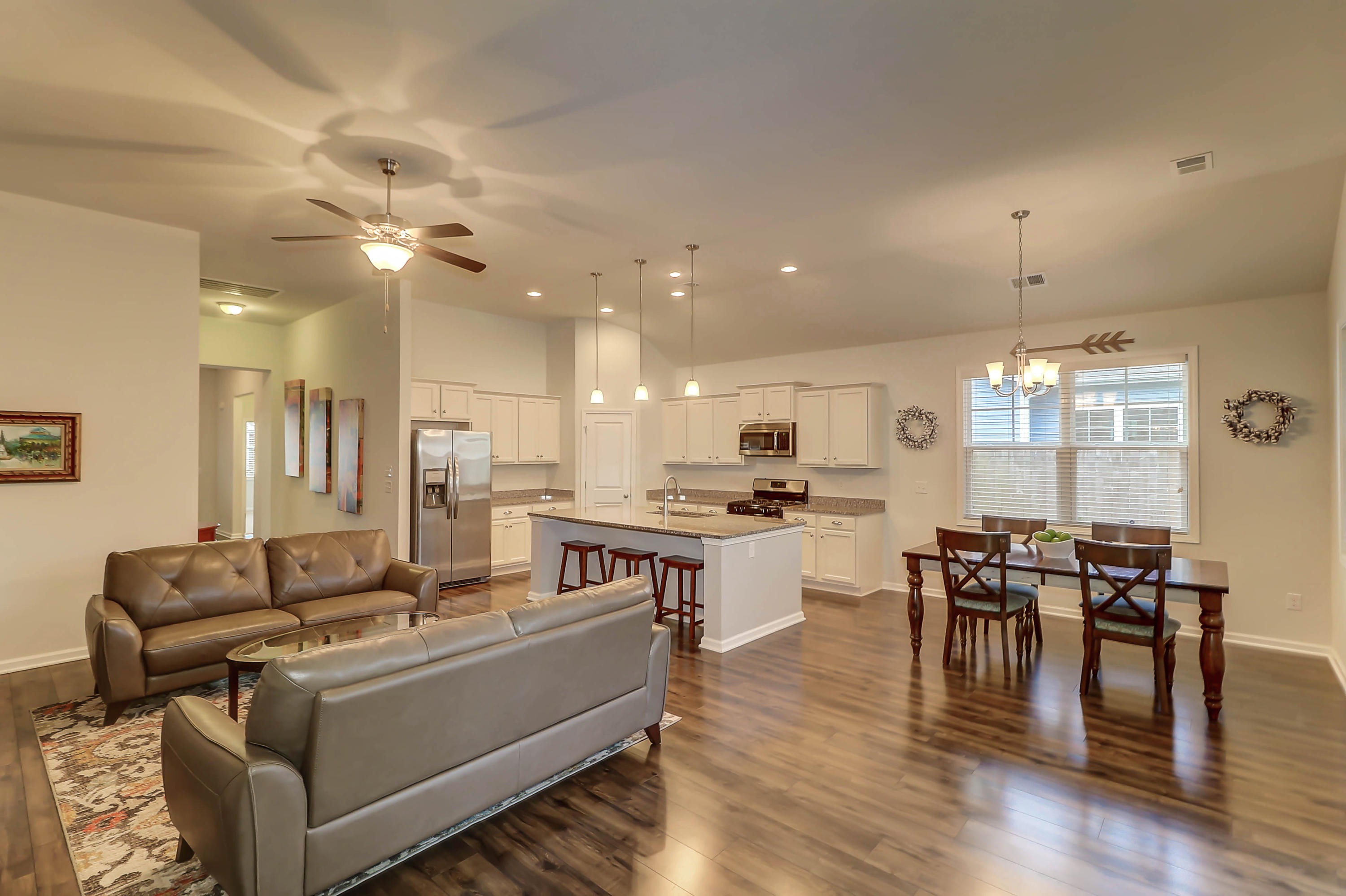 610 Kilarney Road Summerville, SC 29483 - Photo 8 of 43 610 Kilarney (24)