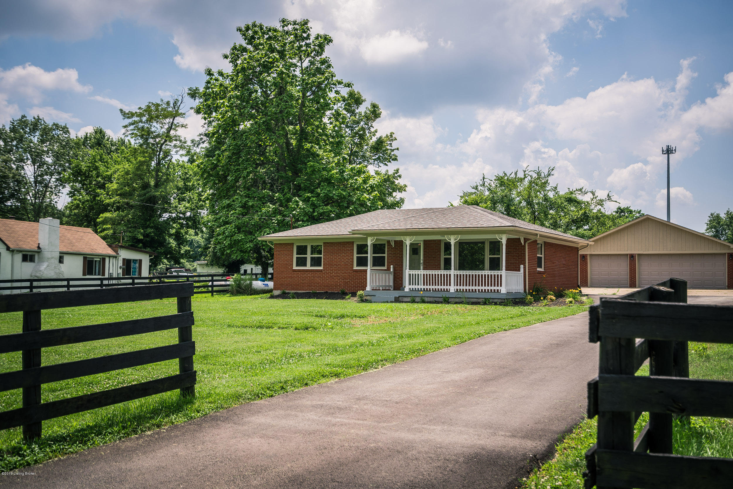 5804 Billtown Road Louisville, KY 40299 - Photo 5 of 54 5