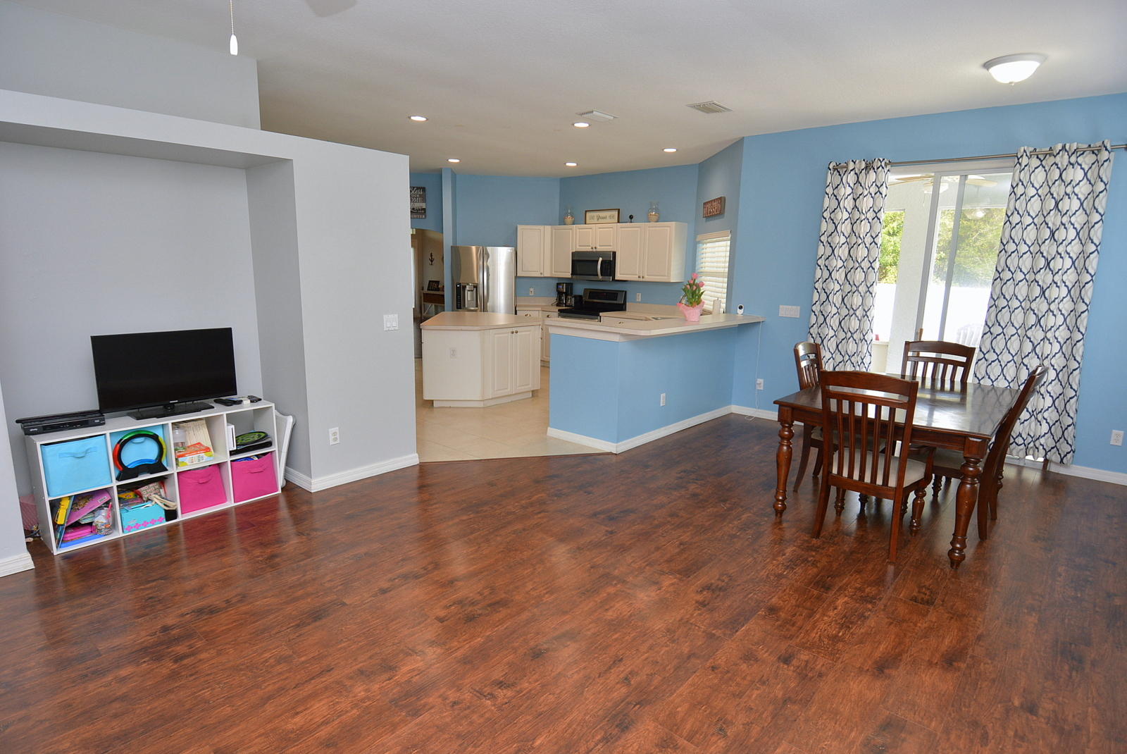 2349 Southwest Madrid Road Port St. Lucie, FL 34953 - Photo 31 of 69 Family Room / Kitchen
