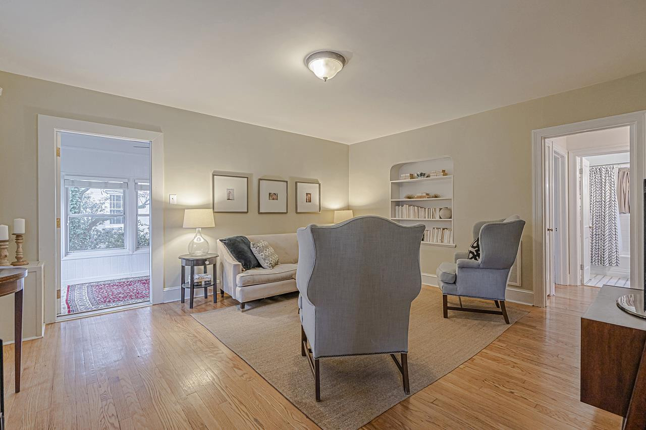 107 Hudson Street Raleigh, NC 27608 - Photo 4 of 28 Photo 4