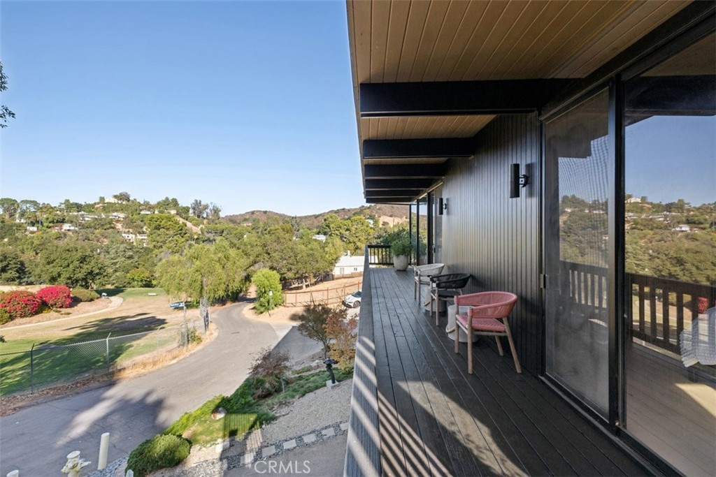 21090 Rios Street Woodland Hills, CA 91364 - Photo 48 of 56