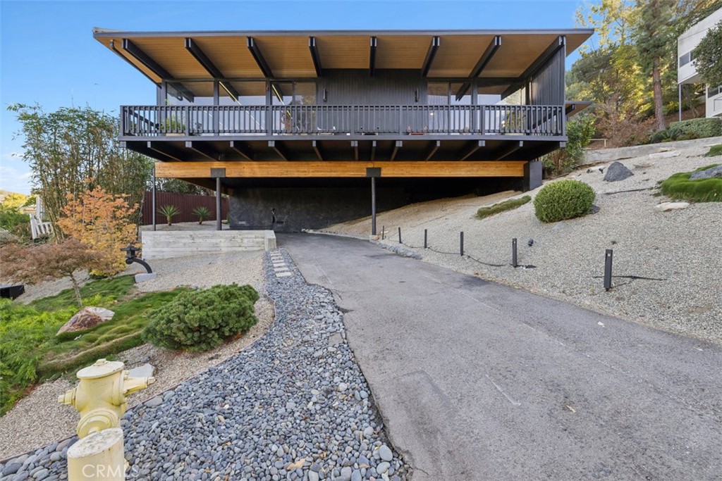 21090 Rios Street Woodland Hills, CA 91364 - Photo 49 of 56