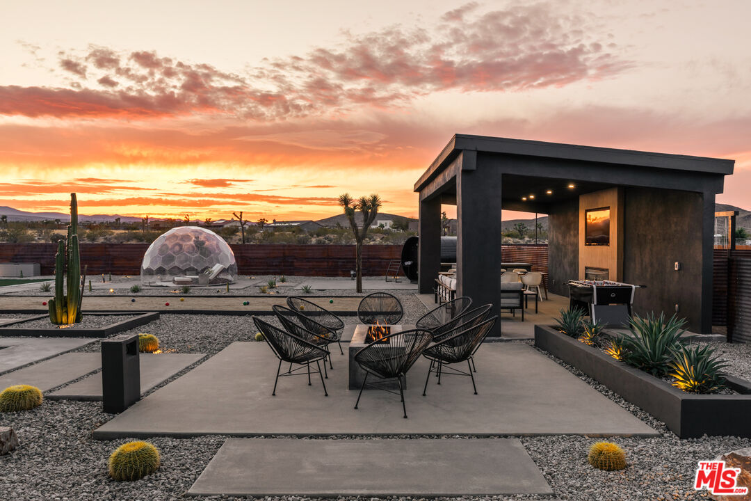 3000 Rockwood Road Joshua Tree, CA 92252 - Photo 9 of 71 a view of outdoor seating space