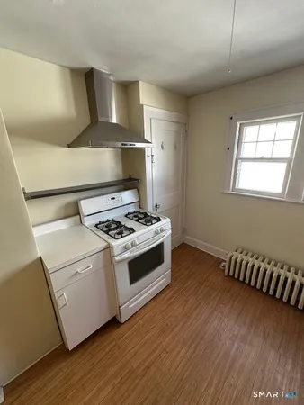 $3,300 | 28 Hobbie Street, Stamford, CT 06902