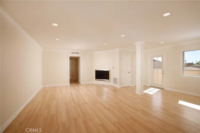 $649,000 | 570 West Stocker Street, Glendale, CA 91202