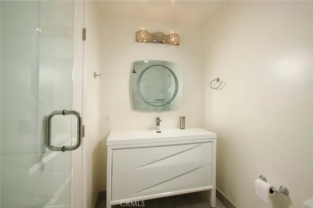 $649,000 | 570 West Stocker Street, Glendale, CA 91202