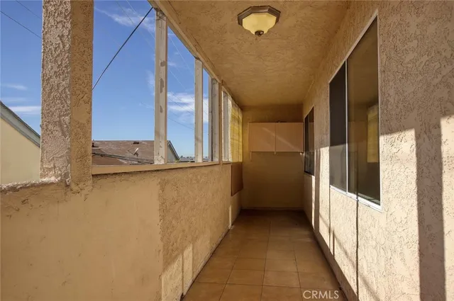 $649,000 | 570 West Stocker Street, Glendale, CA 91202