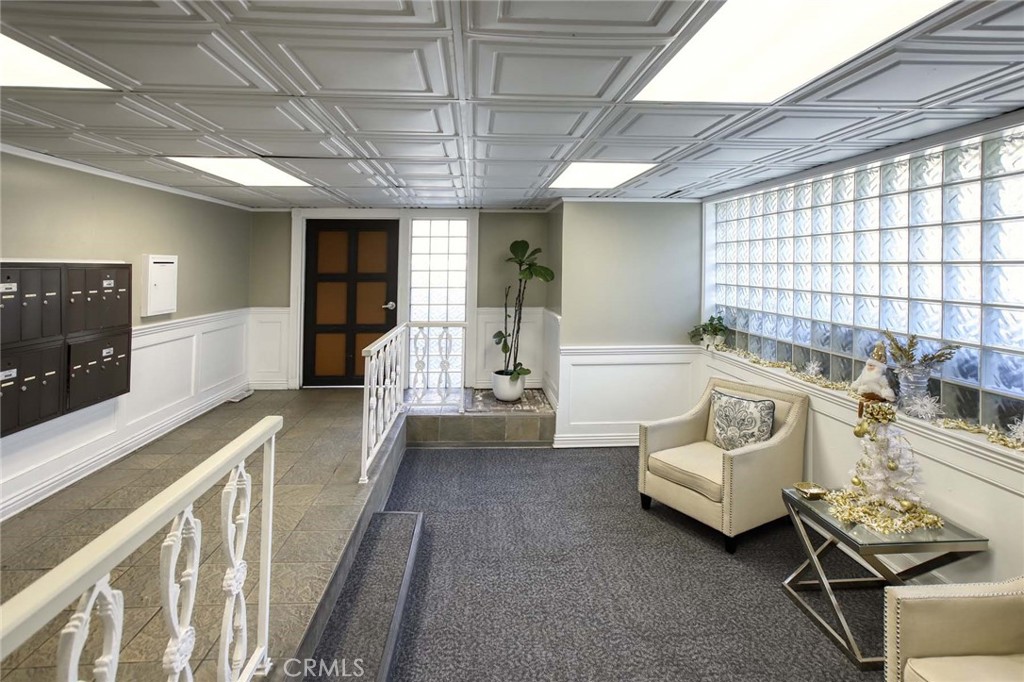 570 West Stocker Street Glendale, CA 91202 - Photo 31 of 35