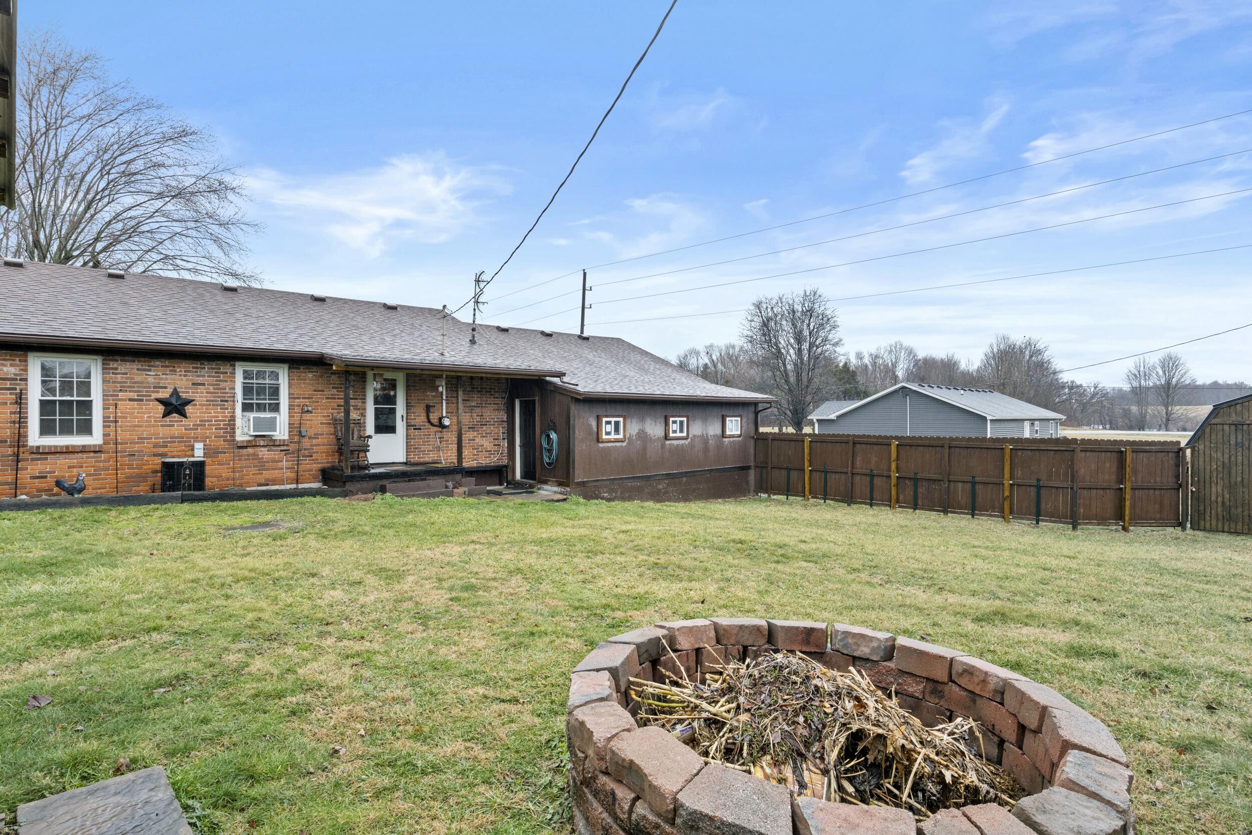 60 Hamilton Lane Perryville, KY 40468 - Photo 9 of 12 IMG_6442
