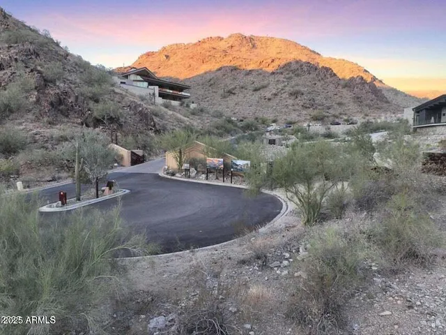 $2,400,000 | 7133 North 40th Street, Unit 182, Paradise Valley, AZ 85253