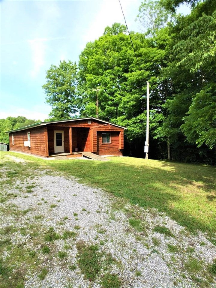 243 Davidson Road Burkesville, KY 42717 - Photo 1 of 1 Gallery Image 1
