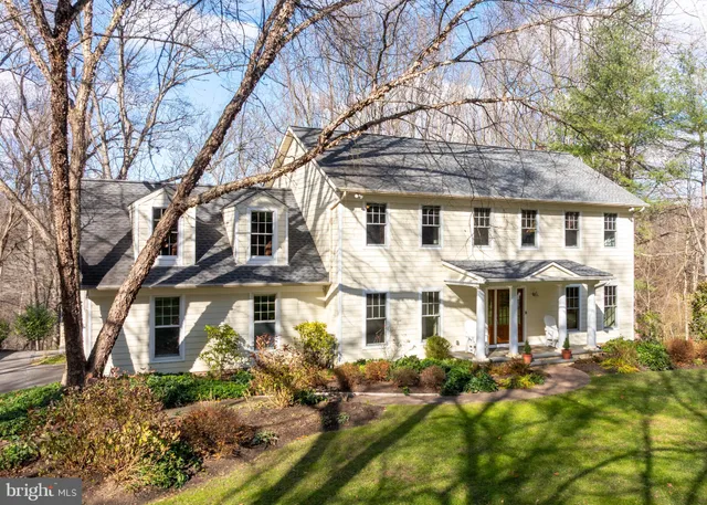 $825,000 | 10 7 Springs Court, Phoenix, MD 21131