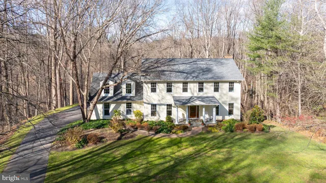 $825,000 | 10 7 Springs Court, Phoenix, MD 21131