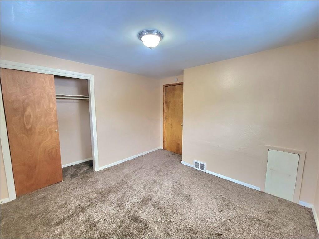 710 Parkwood Road Pittsburgh, PA 15210 - Photo 12 of 17 a view of an empty room