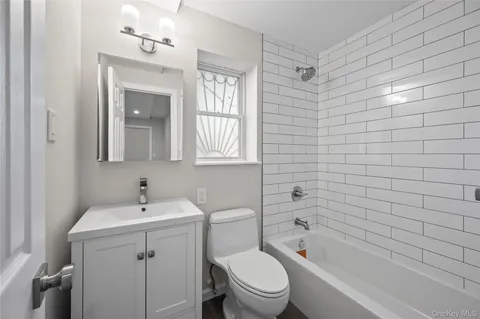 $999,000 | 2739 Lawton Avenue | Throgs Neck