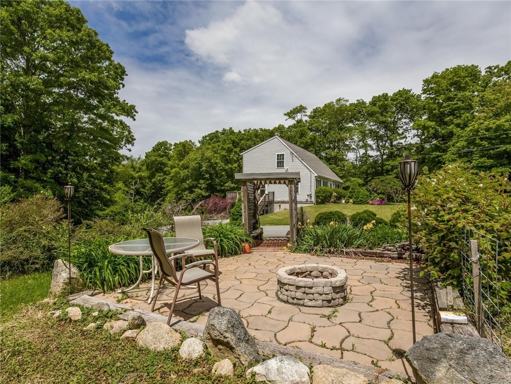 733 Cornell Road Tiverton, RI 02878 - Photo 24 of 25 Patio