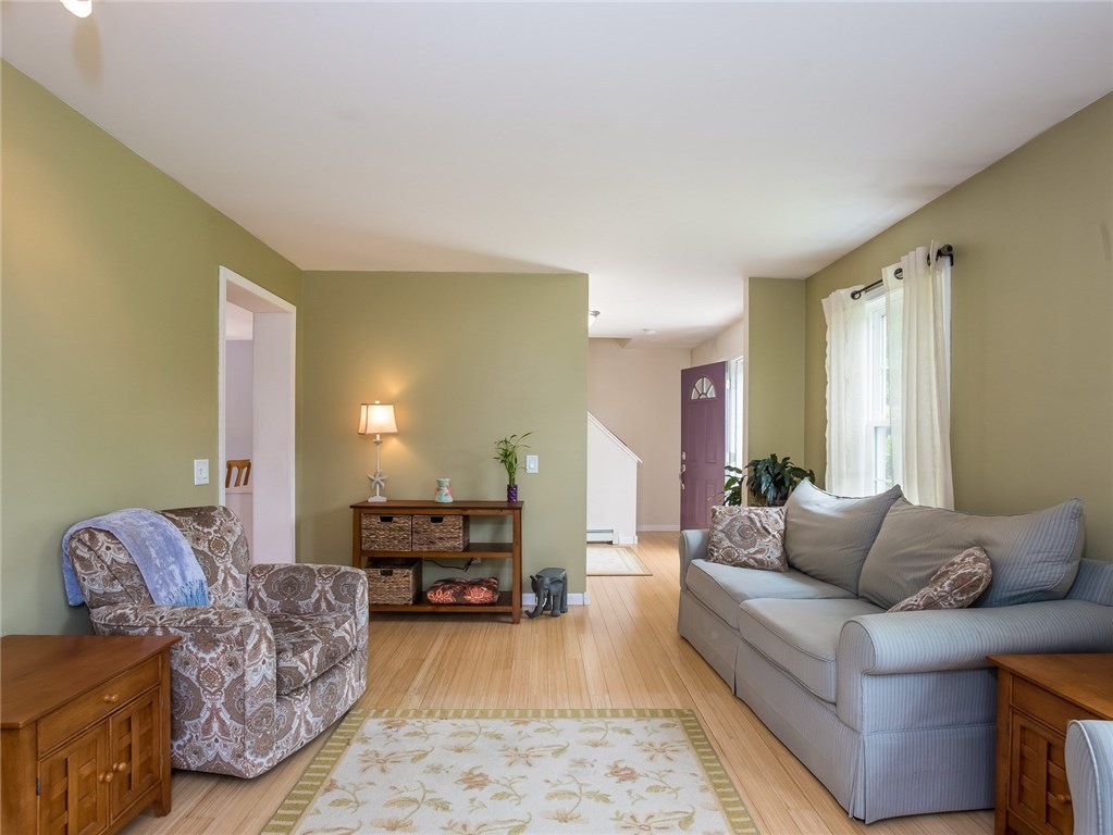 733 Cornell Road Tiverton, RI 02878 - Photo 6 of 25 Living Room