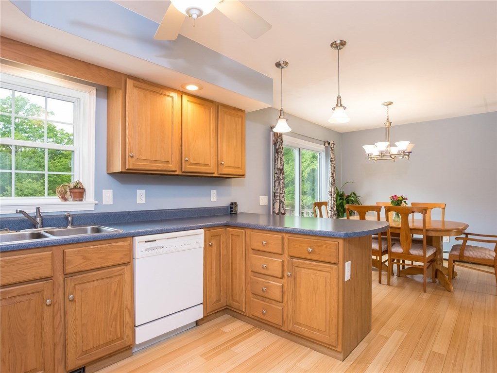 733 Cornell Road Tiverton, RI 02878 - Photo 10 of 25 Kitchen