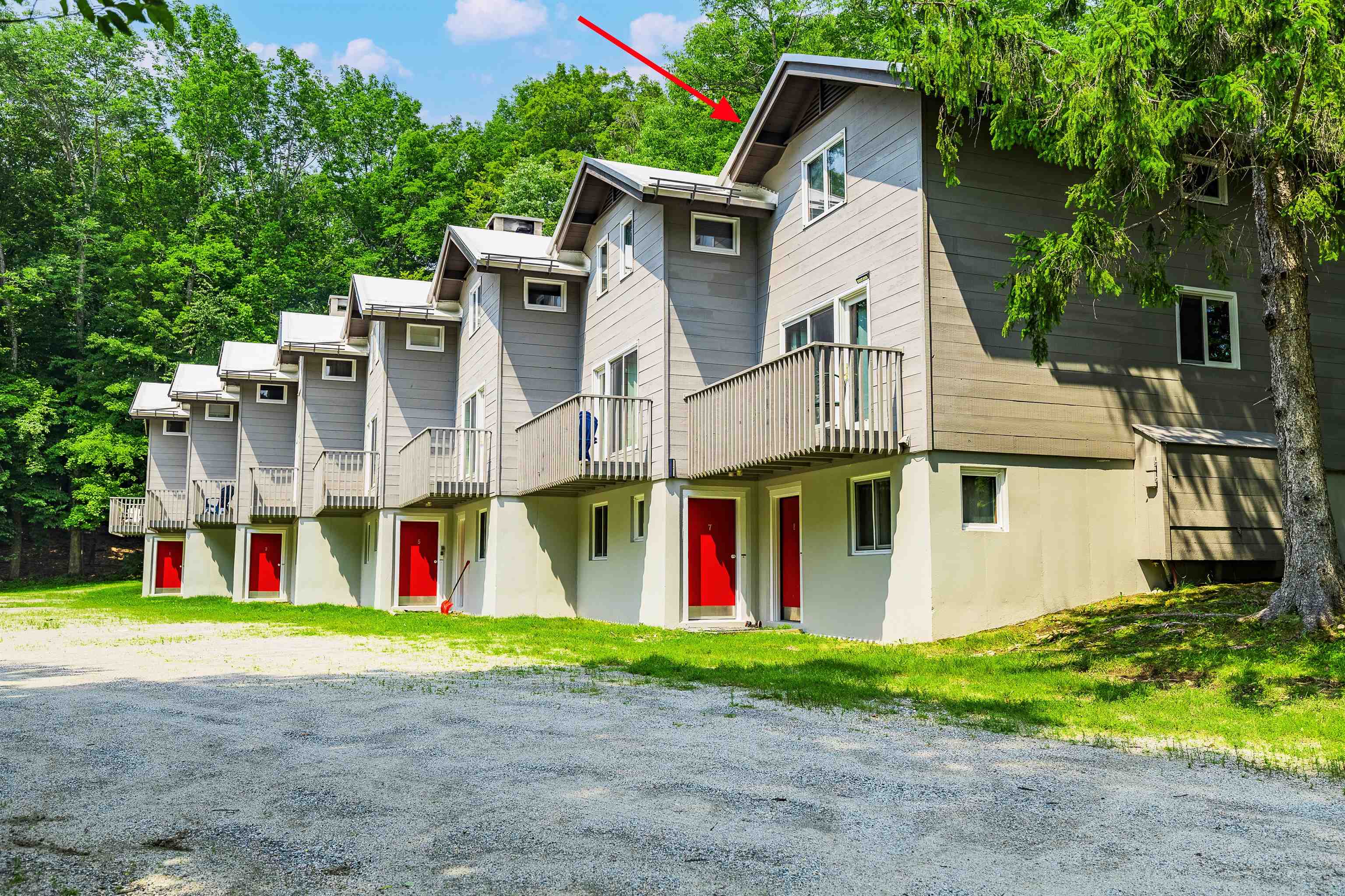 8 Burr Oak Road, Unit 8 Winhall, VT 05340 - Photo 19 of 27