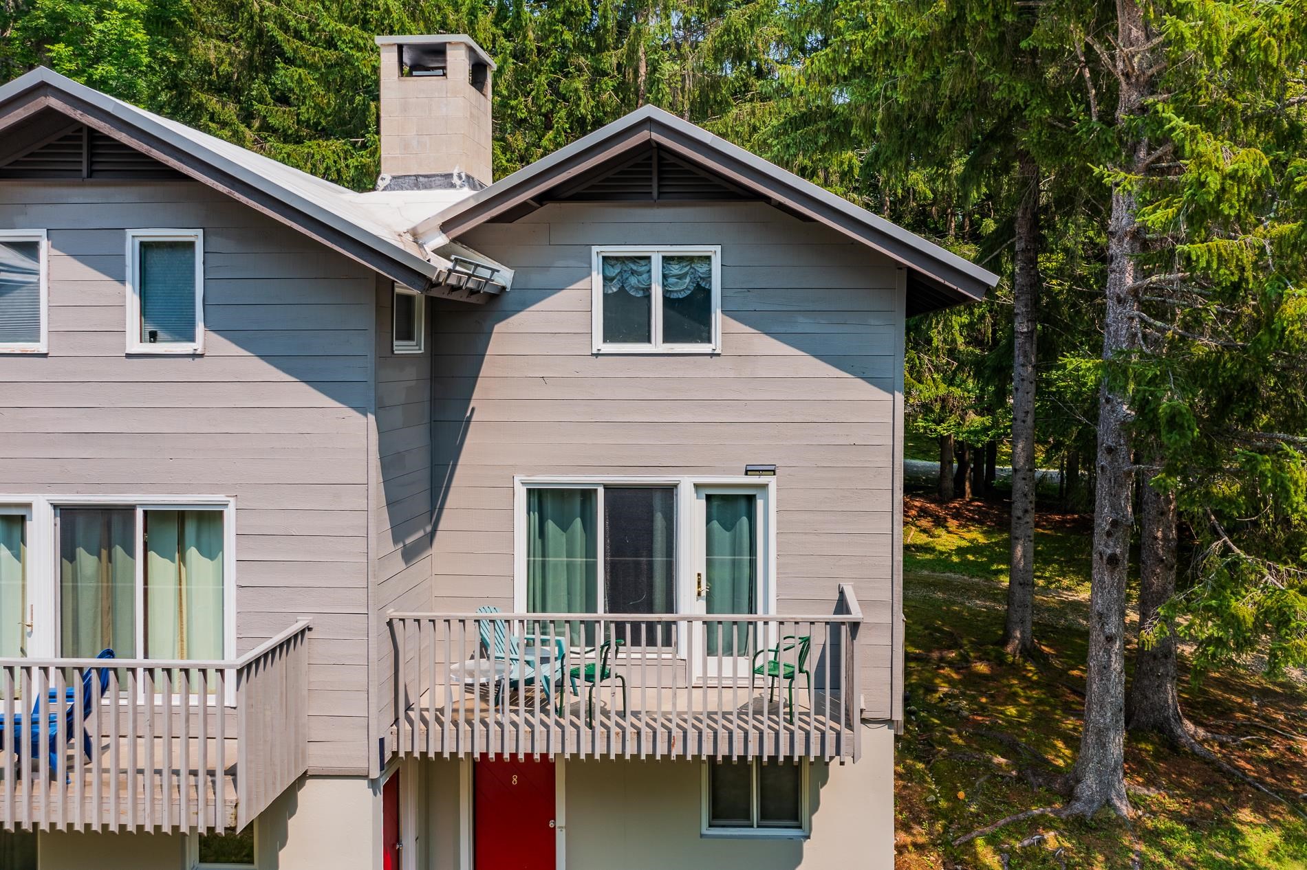 8 Burr Oak Road, Unit 8 Winhall, VT 05340 - Photo 2 of 27
