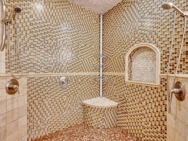 $539,000 | 402 South Bynum Street, Lufkin, TX 75904