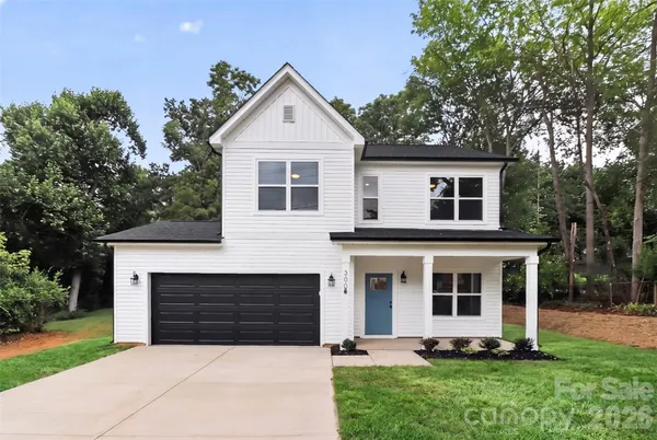 $425,000 | 300 Margarette Avenue, Belmont, NC 28012