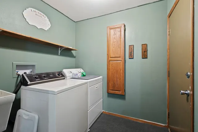 $295,900 | W4609 South Pearl Lake Road, Redgranite, WI 54970