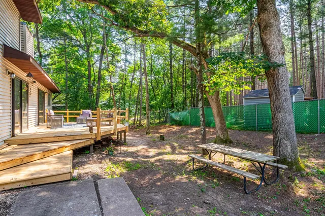 $295,900 | W4609 South Pearl Lake Road, Redgranite, WI 54970