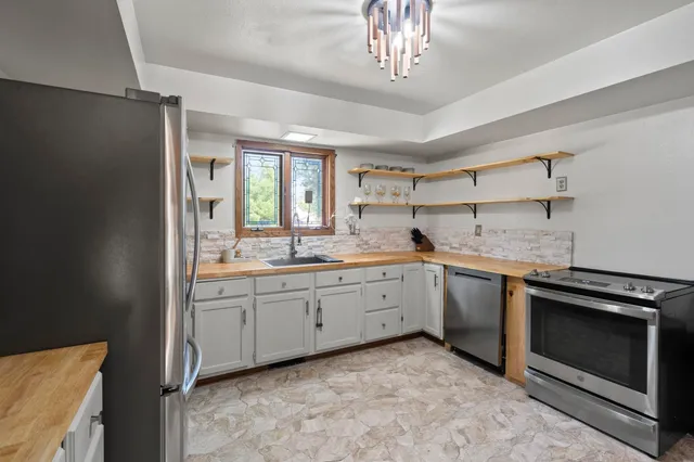 $295,900 | W4609 South Pearl Lake Road, Redgranite, WI 54970