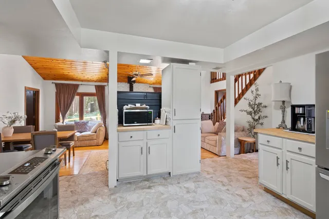 $295,900 | W4609 South Pearl Lake Road, Redgranite, WI 54970