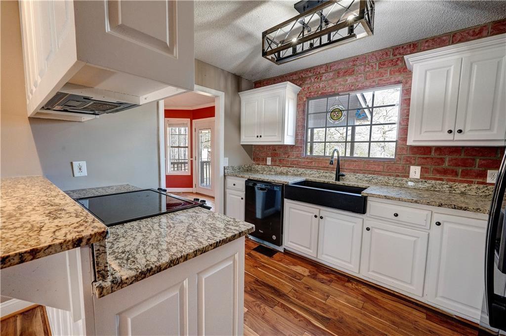 337 Oakland Drive Calhoun, GA 30701 - Photo 9 of 67