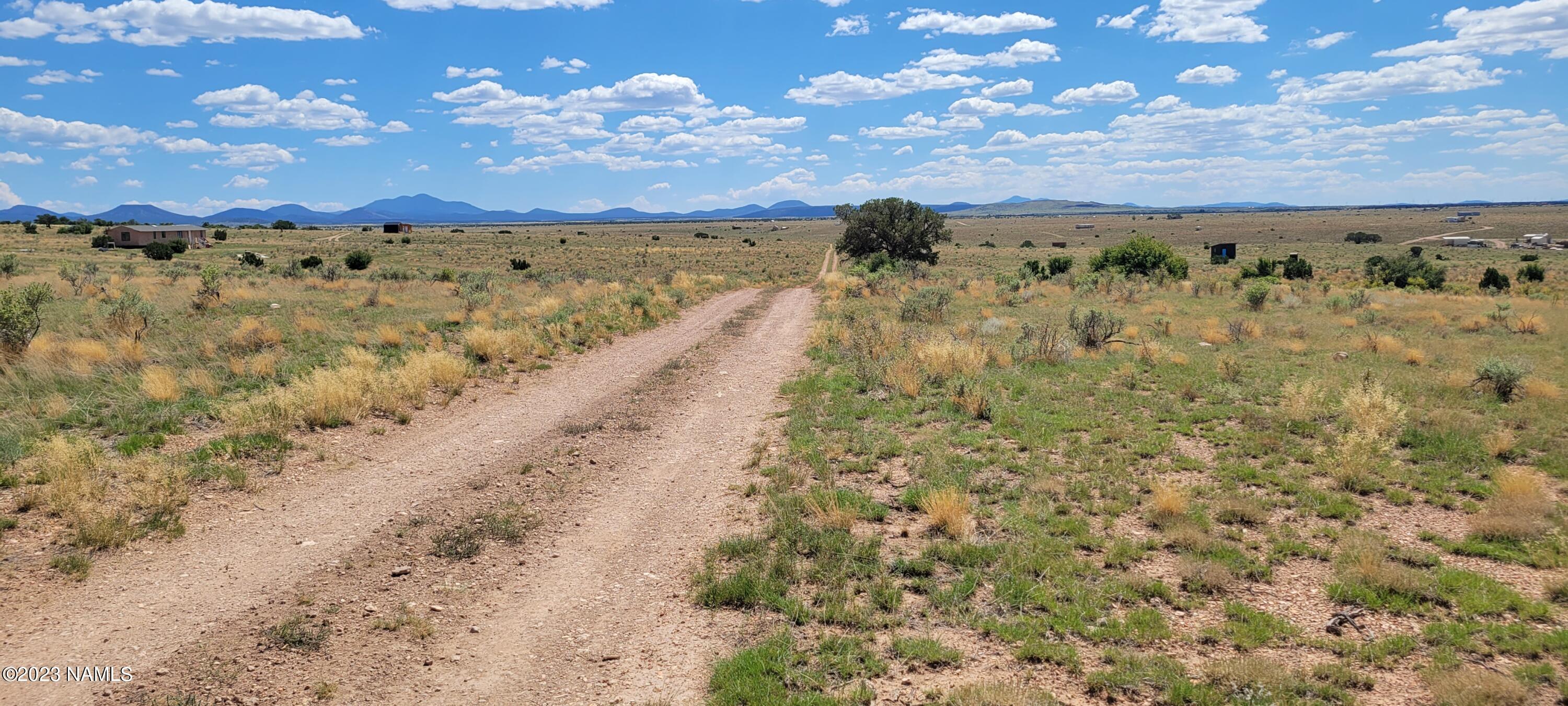 854 East Floye Road Williams, AZ 86046 - Photo 8 of 9 20230830_132233