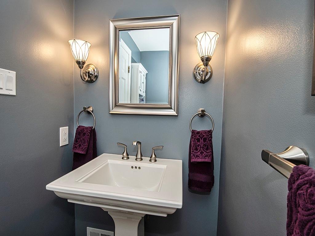 759 Pinetree Road Pittsburgh, PA 15243 - Photo 14 of 25 Gallery Image 14