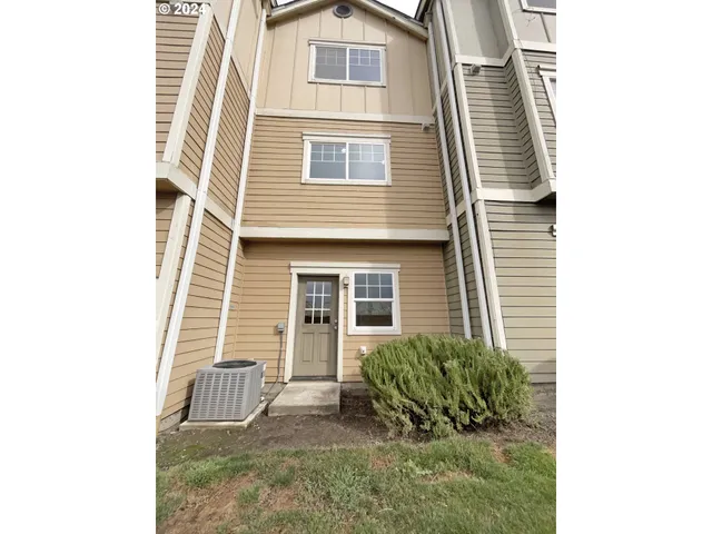 $273,000 | 18485 Southwest Stepping Stone Drive, Unit 51, Beaverton, OR 97003
